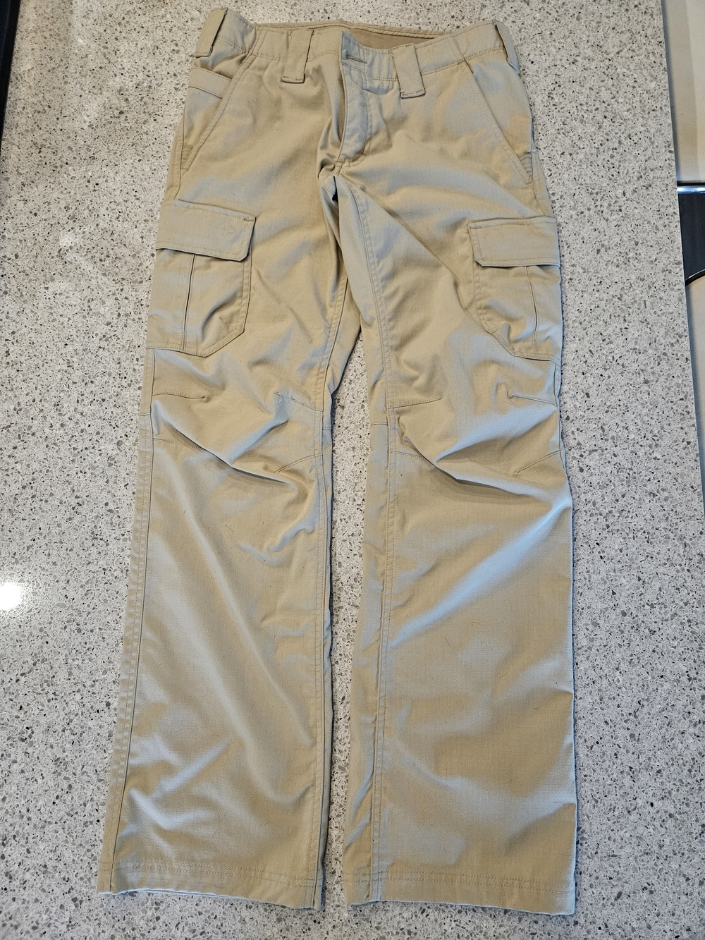 Under Armour UA Storm Cargo Pants Tan Khaki Tactical Water Resistant Hiking